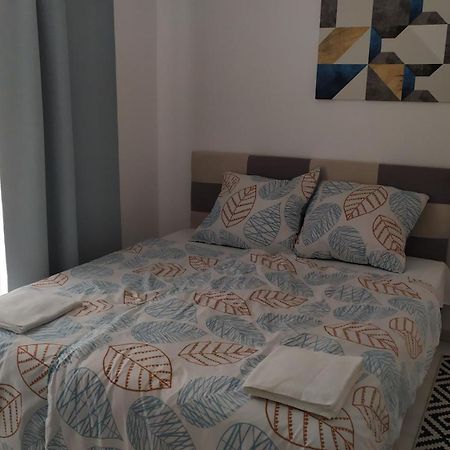 Apartman Till Galanta Bilik gambar