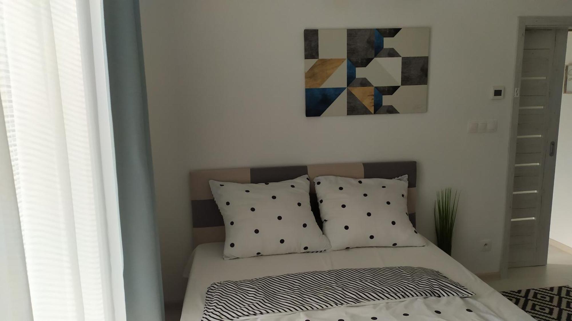 Apartman Till Galanta Bilik gambar